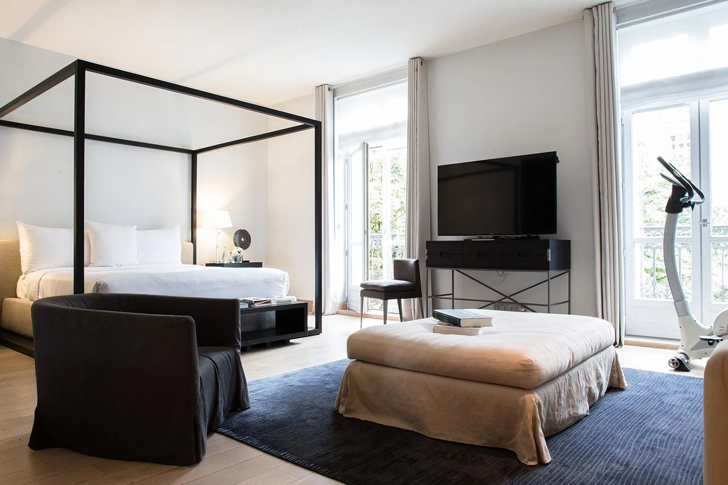 1 bedroom Apartment Garden View and Balcony LuxuriaVacations