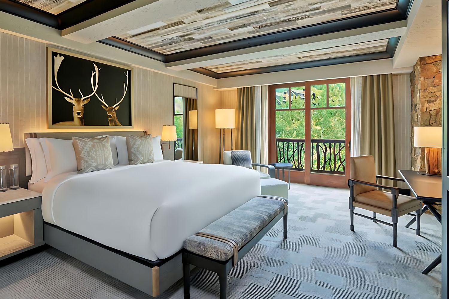1 Bedroom Residential Suite 1 King, Sofa bed, Mountain view LuxuriaVacations