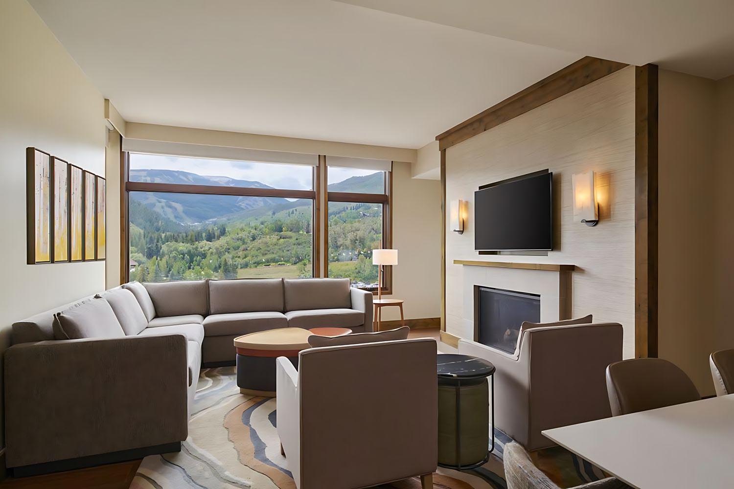 1 Bedroom Residential Suite 1 King, Sofa bed, Standard view, Fireplace LuxuriaVacations