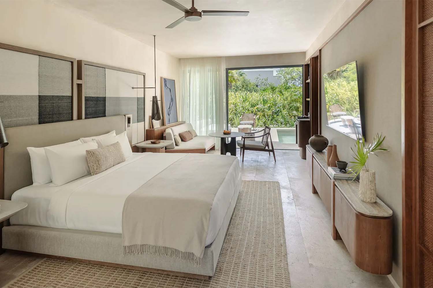 1 King Bed Lagoon Area (with Plunge Pool) LuxuriaVacations