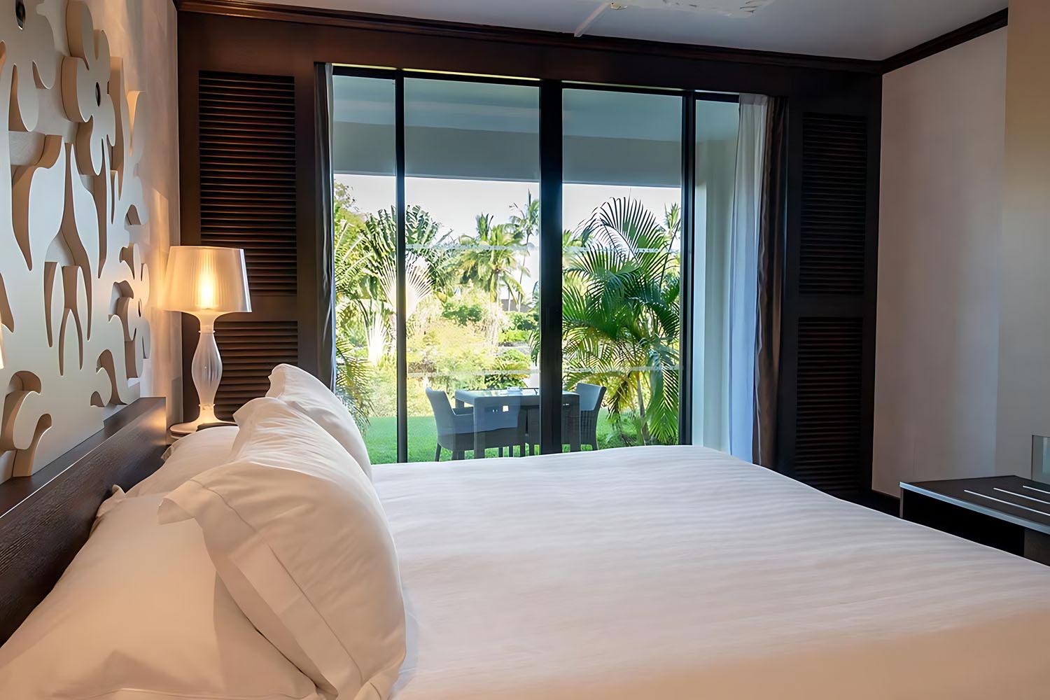 1 King Classic Moorea Island View LuxuriaVacations