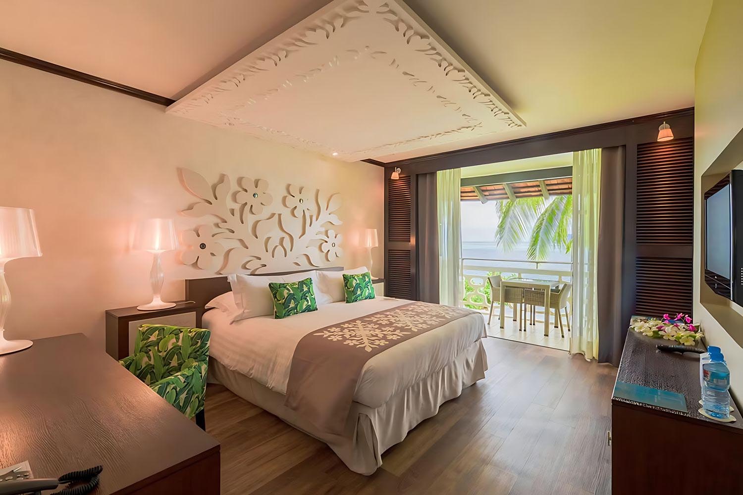 1 King Classic Moorea Island View LuxuriaVacations