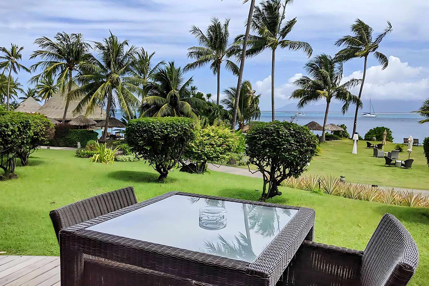 1 King Premium Garden View LuxuriaVacations