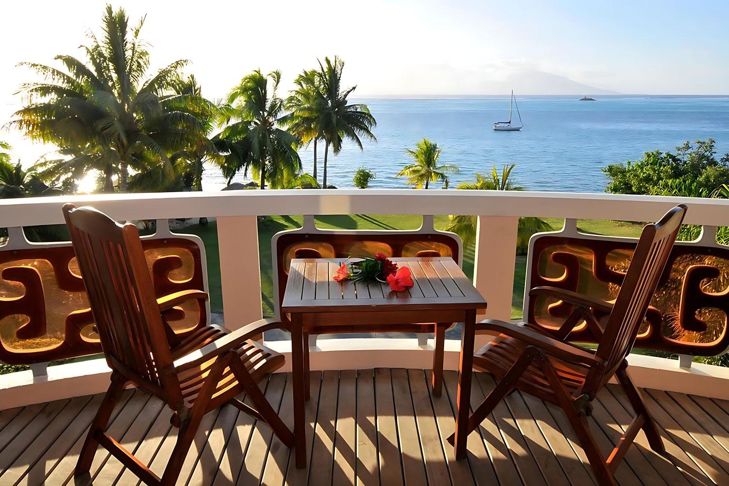 1 King Premium Moorea Island View LuxuriaVacations