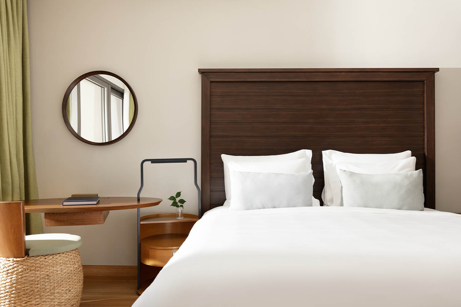 1 King Premium Mountain View LuxuriaVacations