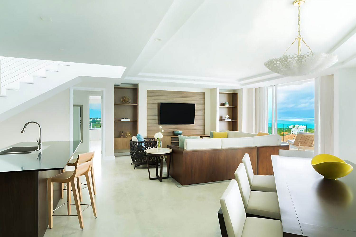 2 Bedroom Penthouse, Bedroom 1: 1 King, Bedroom 2: 2 Queen, Oceanfront LuxuriaVacations