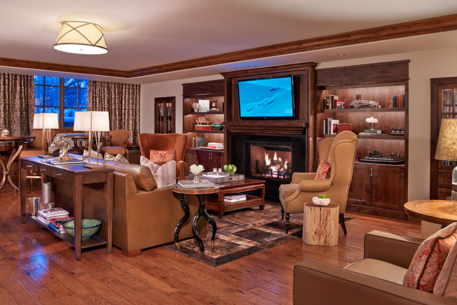 2 Bedroom Residence – 1600 sq ft LuxuriaVacations