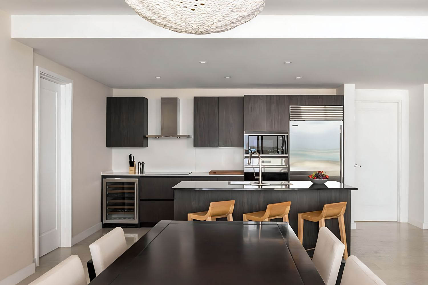 2 Bedroom Residence Bedroom 1: 1 King, Bedroom 2: 2 Queen, Ocean view- LuxuriaVacations