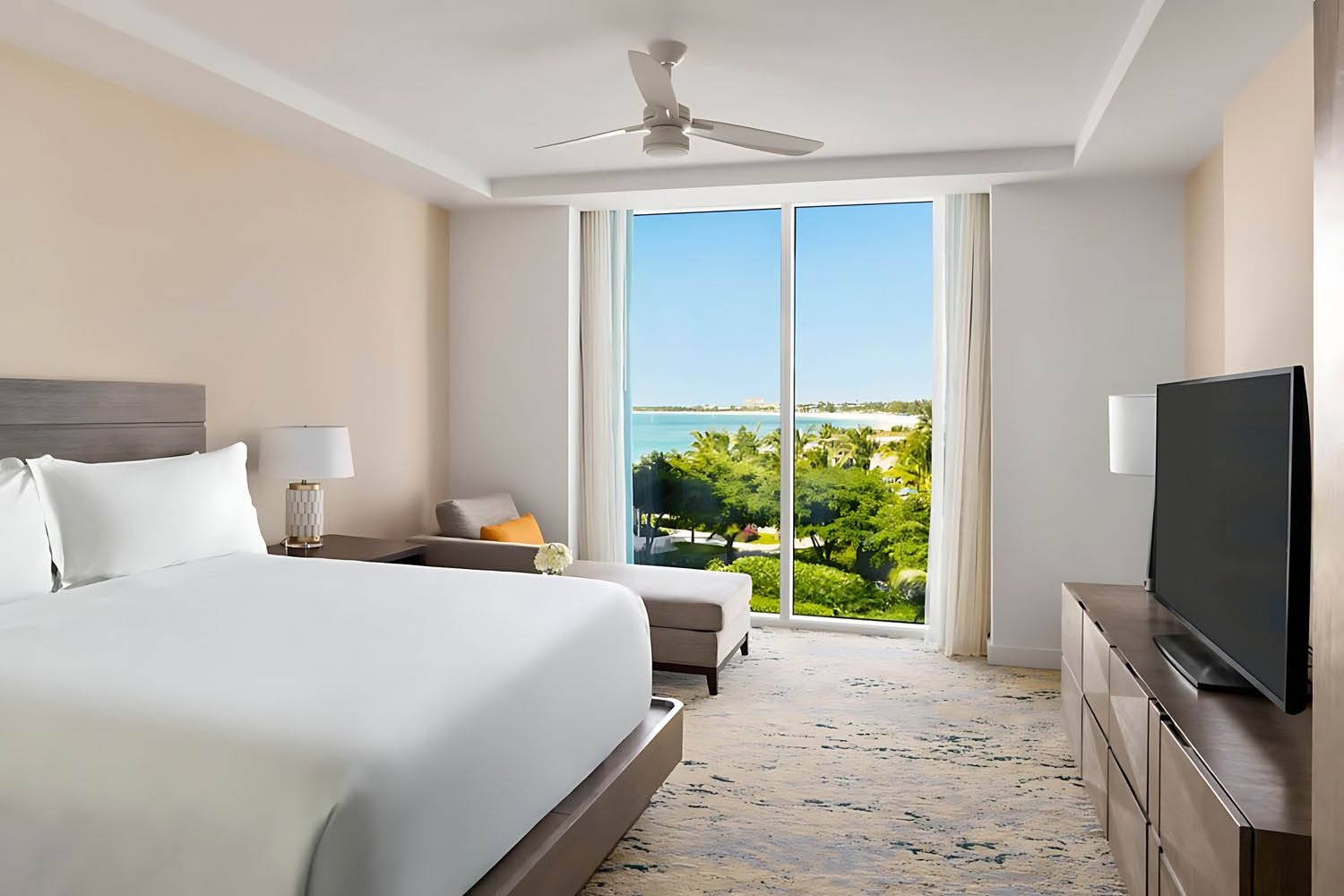 2 Bedroom Residence Bedroom 1: 1 King, Bedroom 2: 2 Queen, Oceanfront, Hotel Building LuxuriaVacations