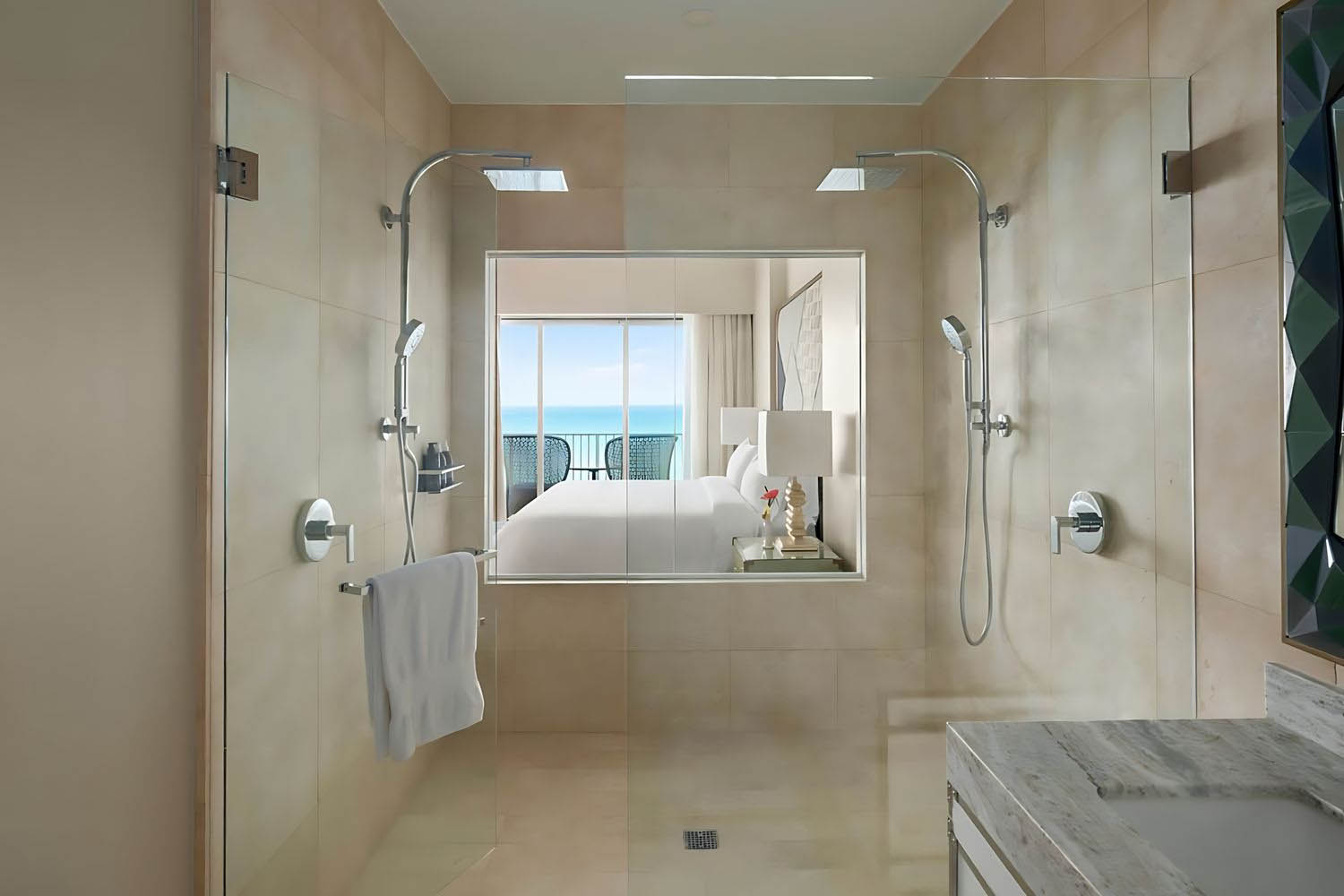 2 Bedroom Residence Penthouse, Bedroom 1: 1 King, Bedroom 2: 2 Queen, Ocean view, Gates Bay LuxuriaVacations