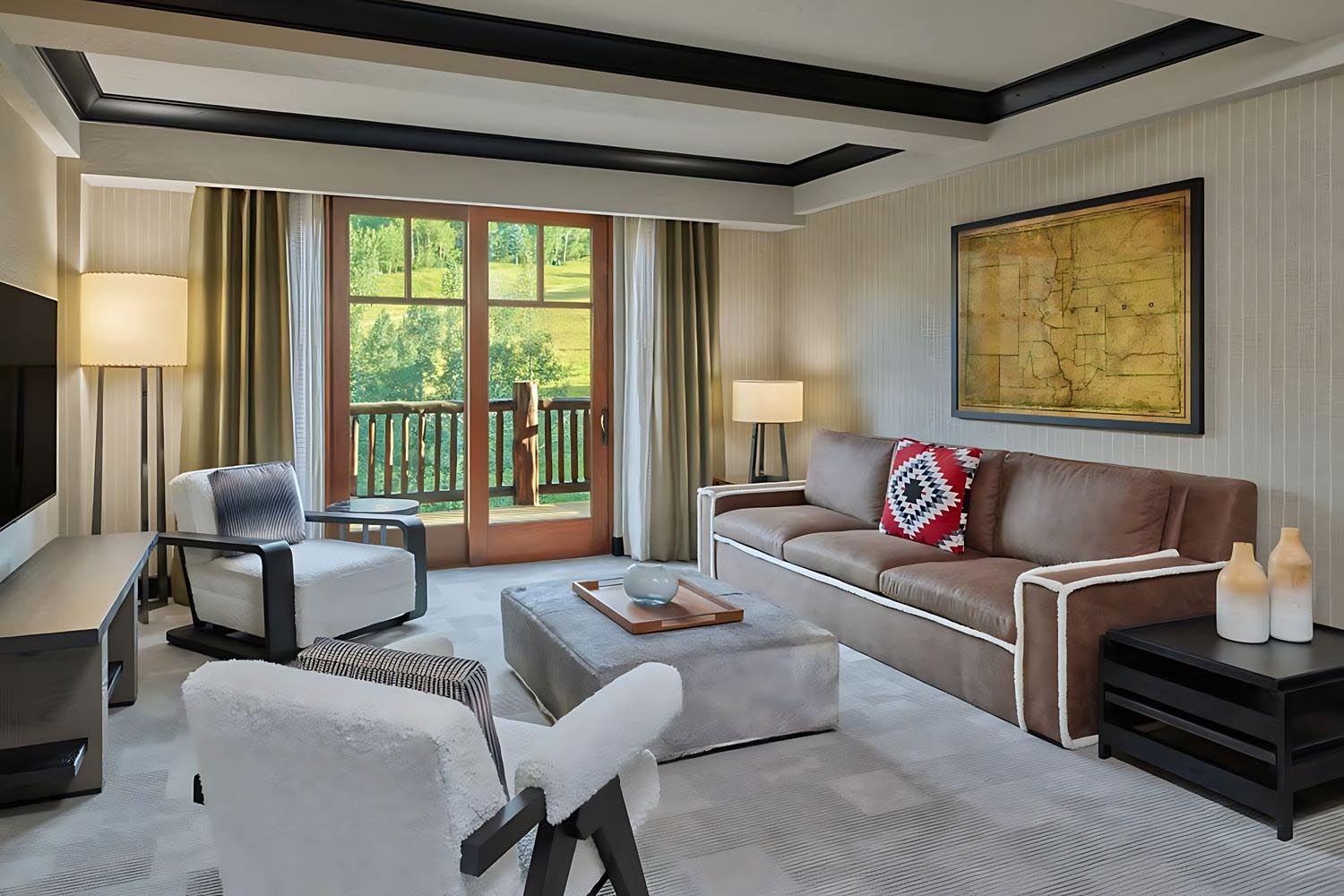 2 Bedroom Residential Suite Bedroom 1: 1 King, Bedroom 2: 2 Queen, Sofa bed, Mountain view LuxuriaVacations