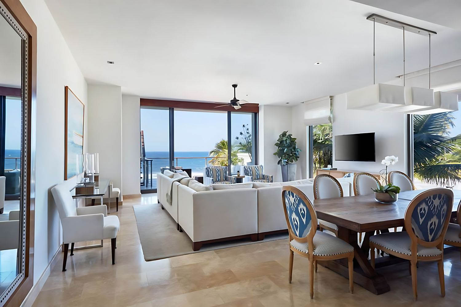 2-bedroom rooftop penthouse 2 bedroom residence, oceanfront, balcony LuxuriaVacations