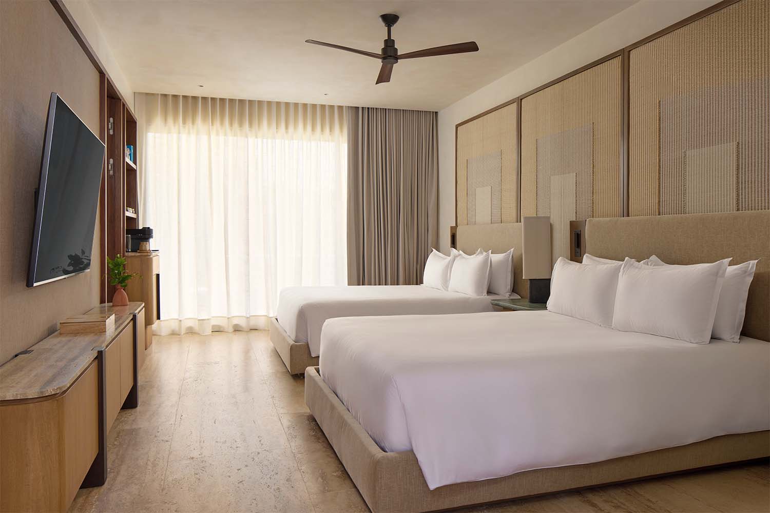 2 Double Beds LuxuriaVacations