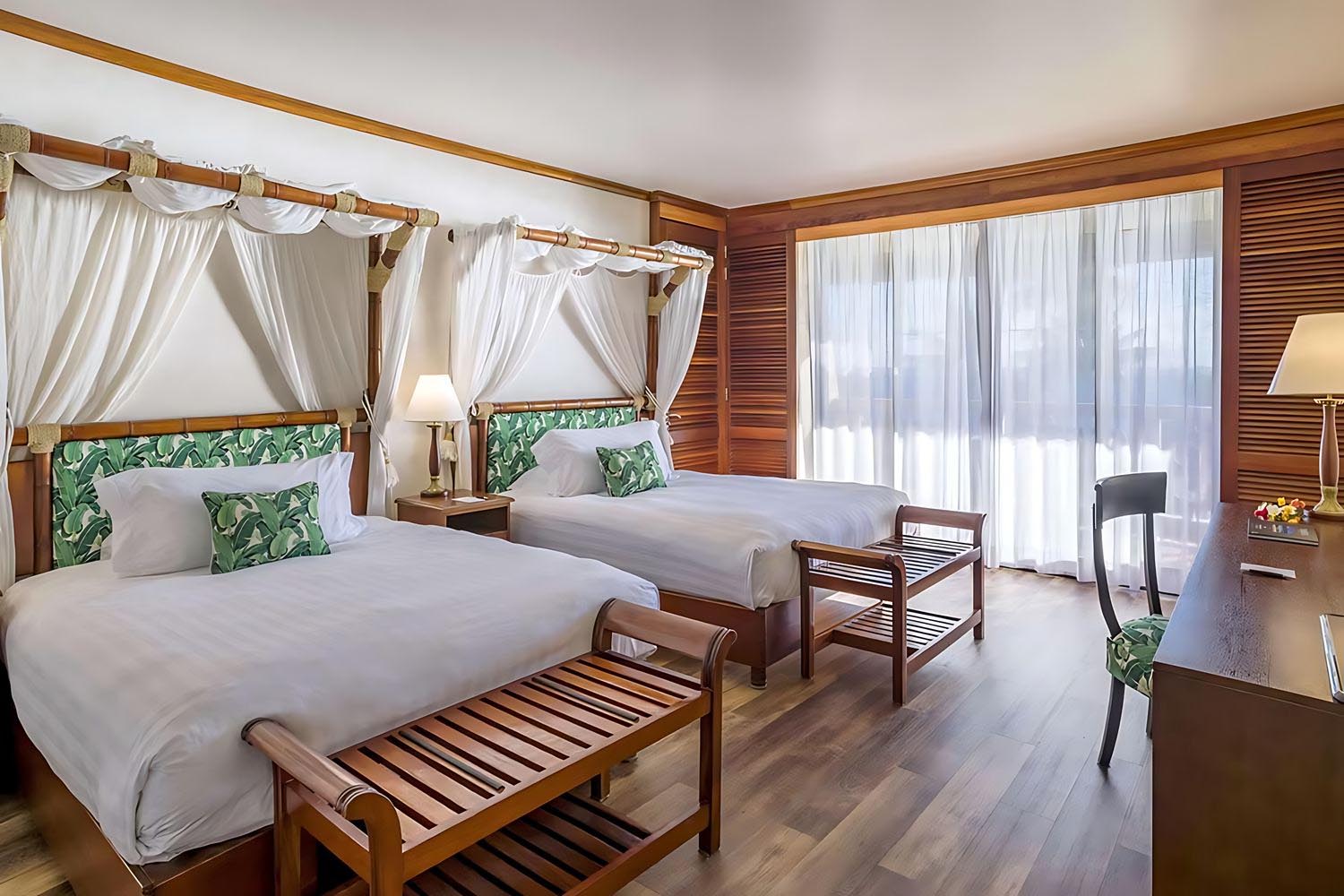 2 Queen Premium Garden View LuxuriaVacations