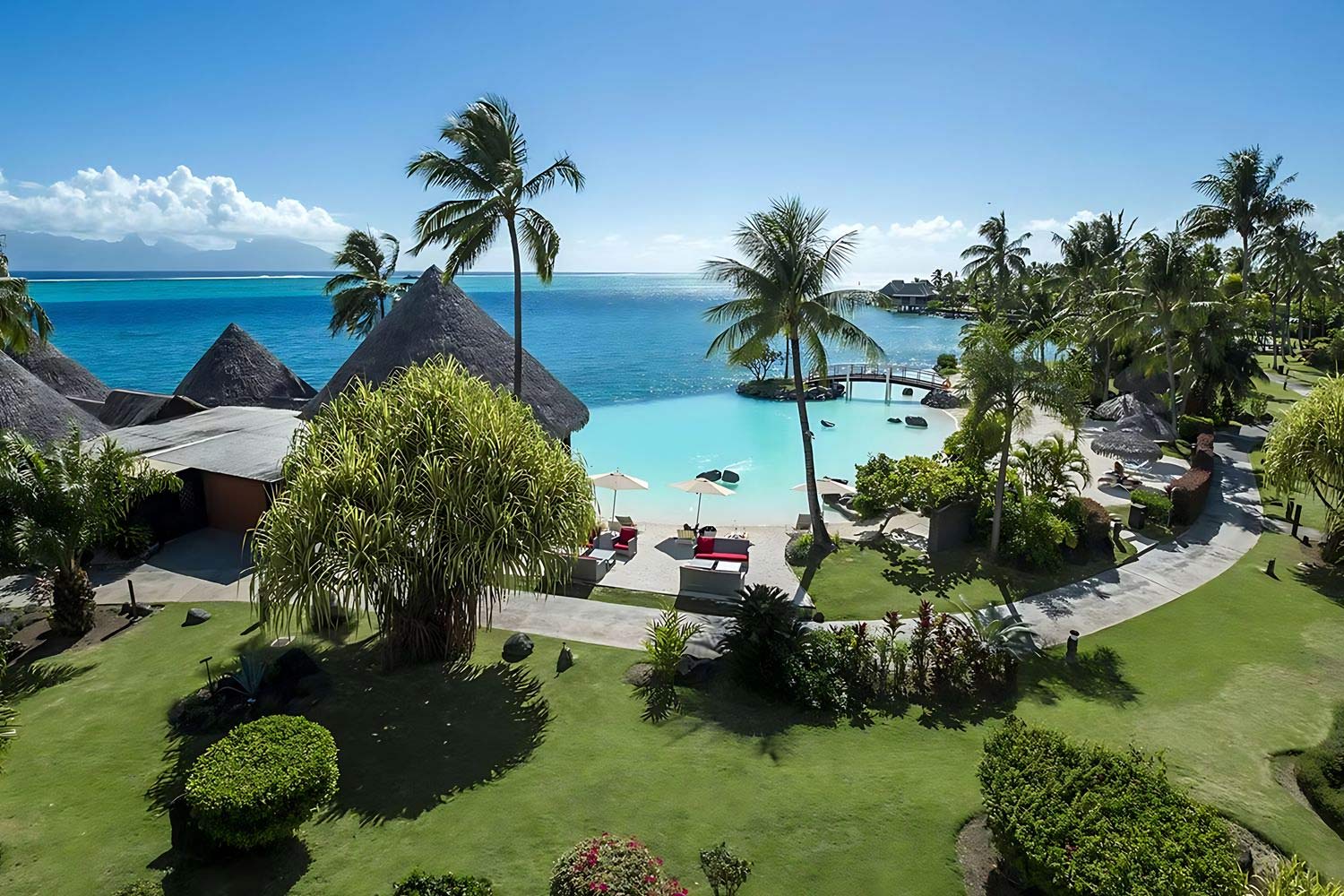 2 Queen Premium Ocean View LuxuriaVacations