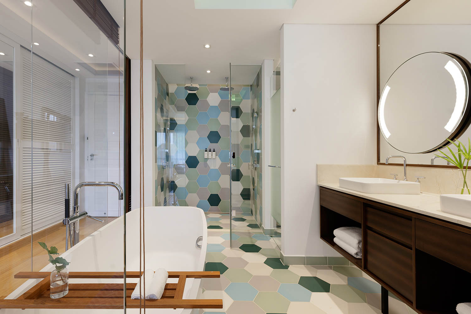 2 Twin Premium Mountain View Pool Access LuxuriaVacations