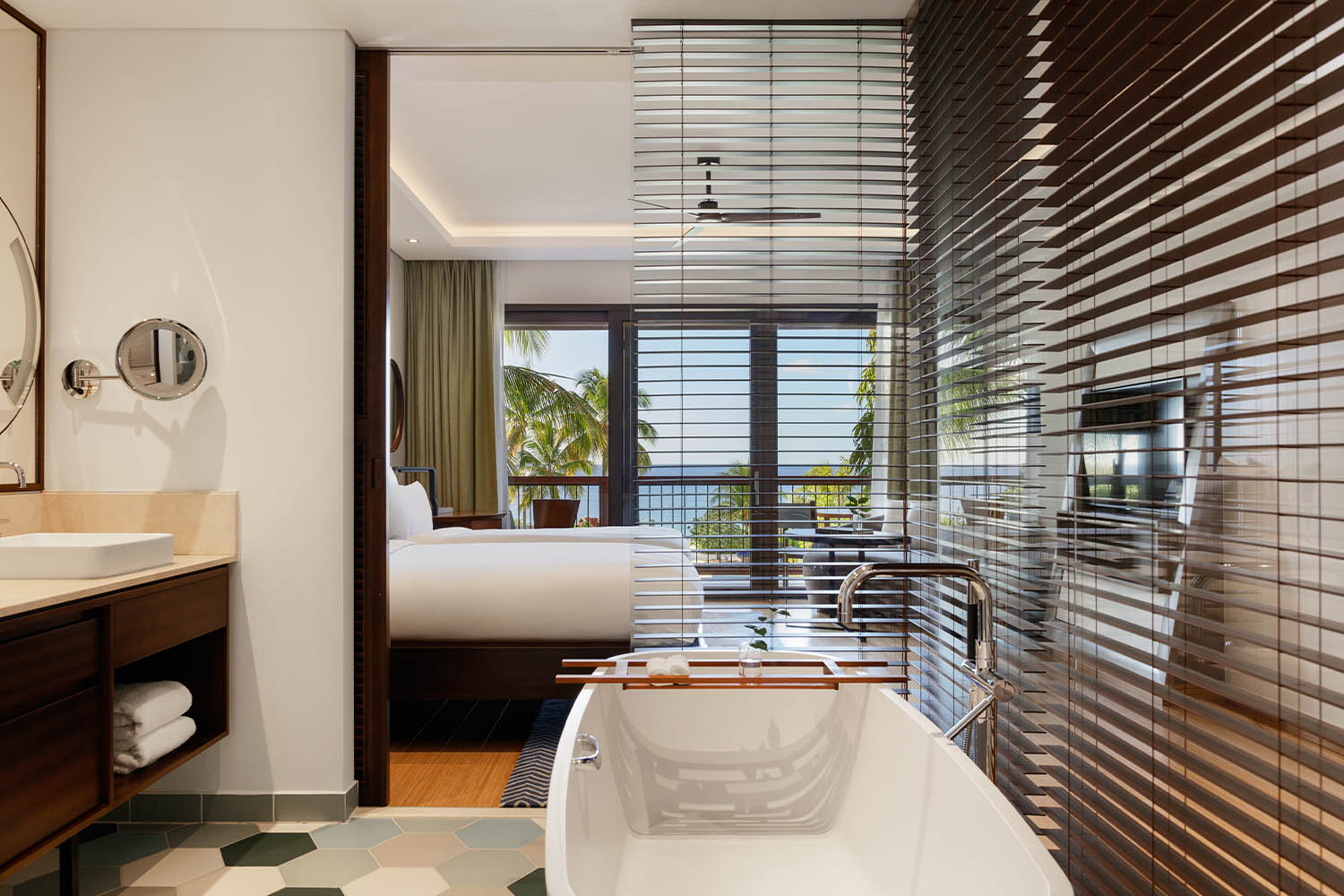 2 Twin Premium Ocean View LuxuriaVacations