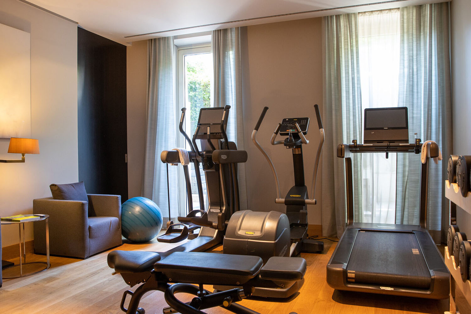 3 Bedroom Apartment with Garden LuxuriaVacations