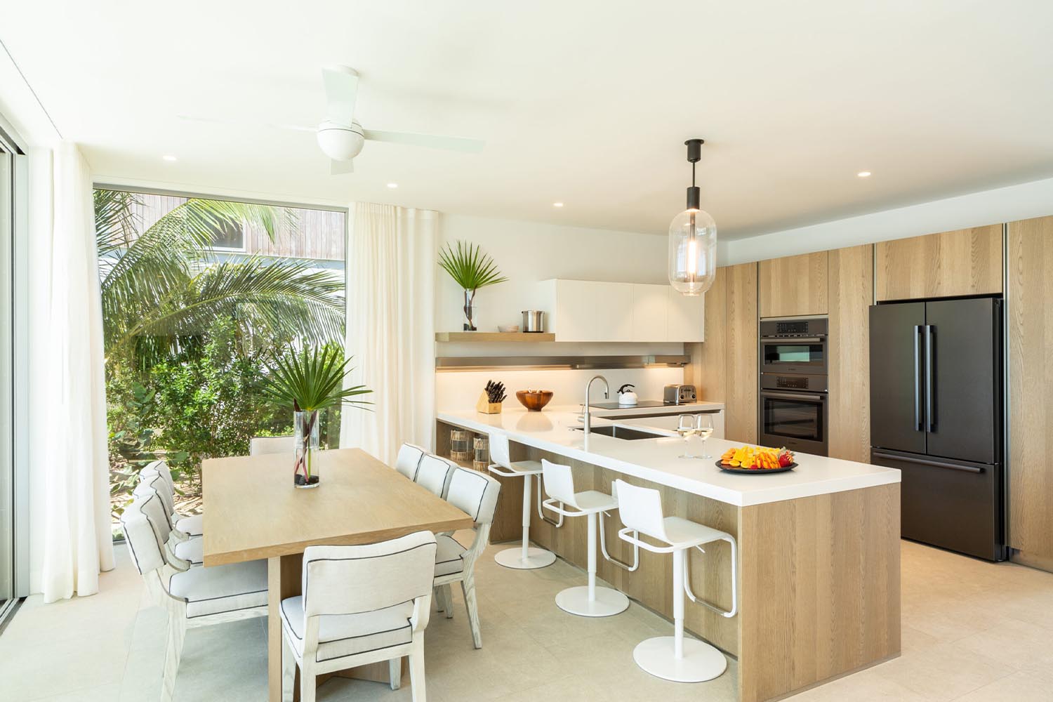 3 Bedroom Lagoon Villa LuxuriaVacations