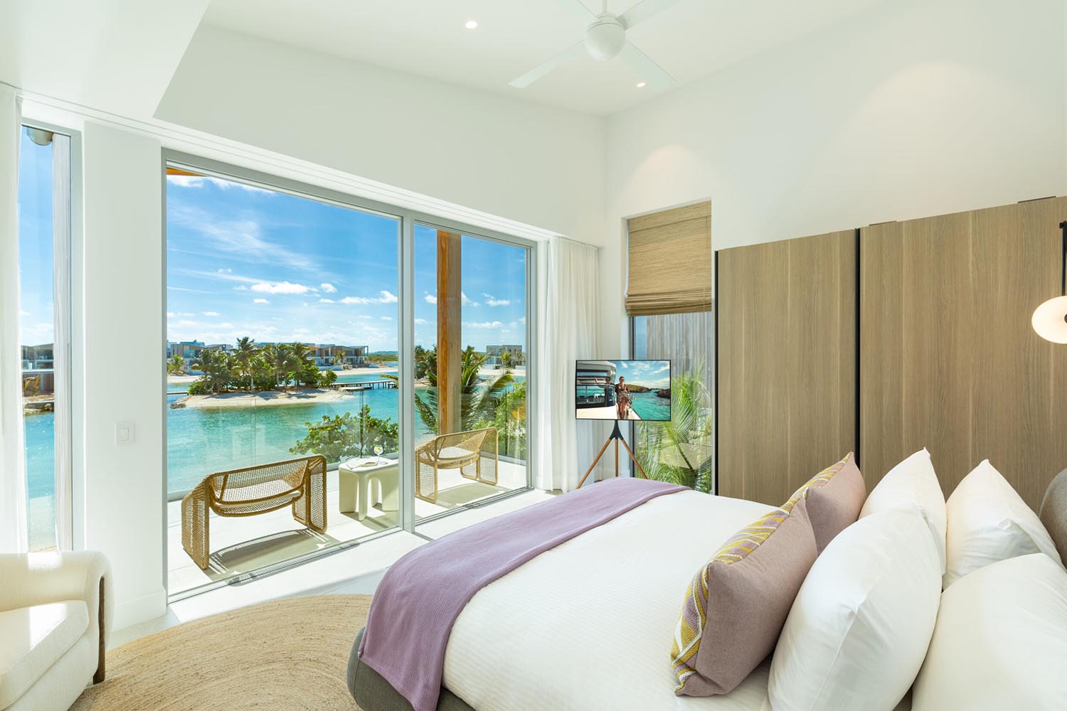 3 Bedroom Lagoon Villa LuxuriaVacations
