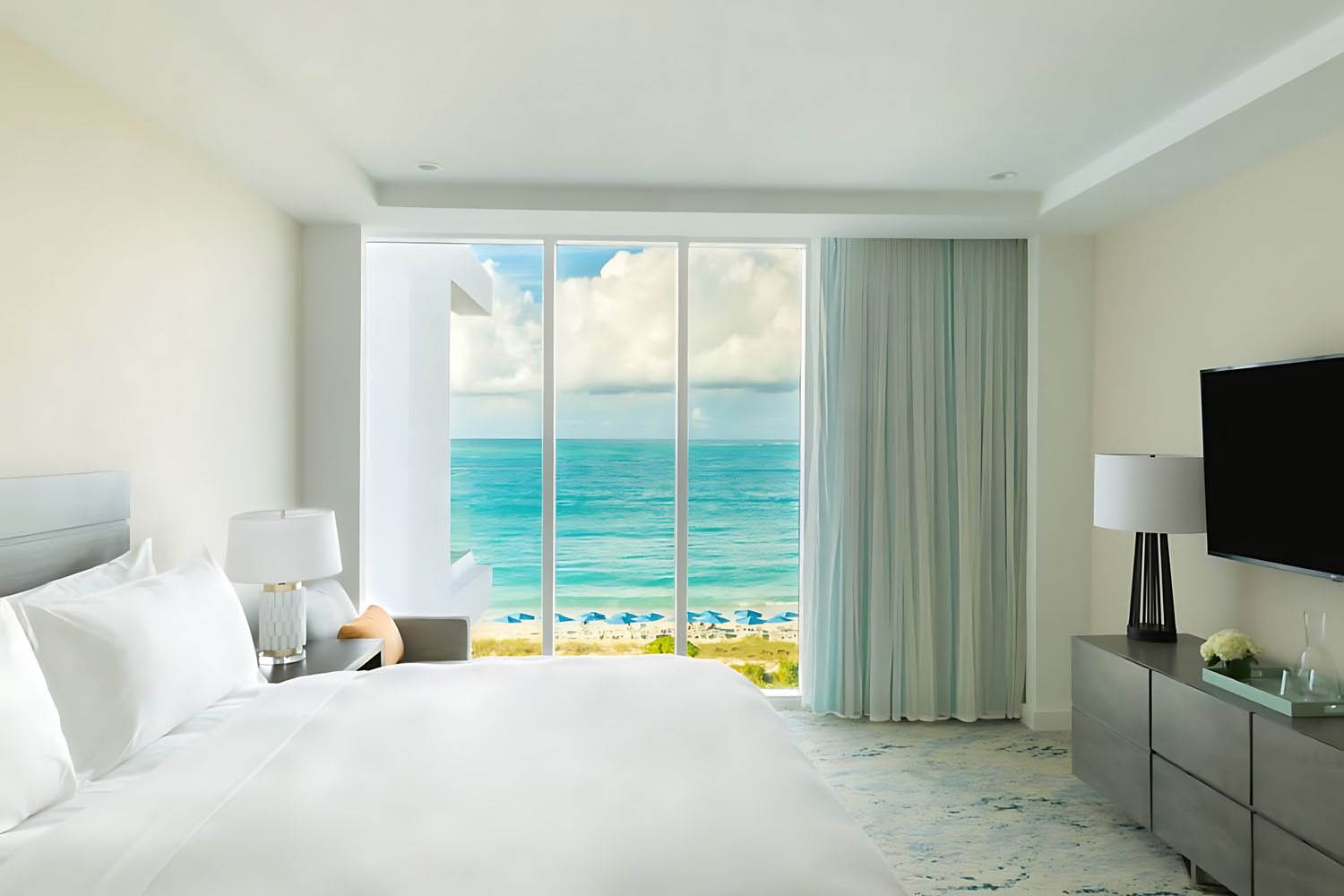 3 Bedroom Residence Bedroom 1: 1 King, Bedroom 2: 1 King, Bedroom 3: 2 Queen, Oceanfront LuxuriaVacations