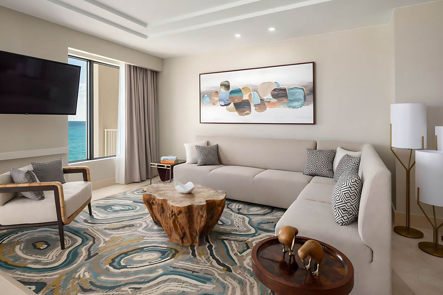 3 Bedroom Residence Bedroom 1: 1 King, Bedroom 2: 2 Queen, Bedroom 3: 1 King, Oceanfront LuxuriaVacations