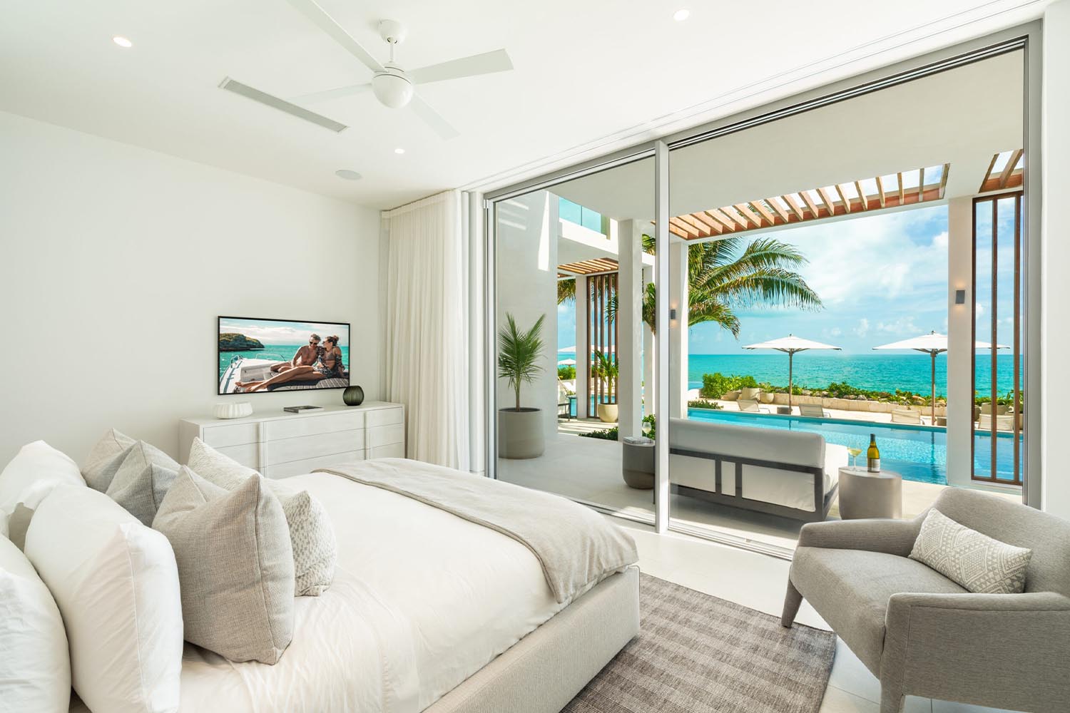 4 Bedroom Ocean Reef Estate LuxuriaVacations