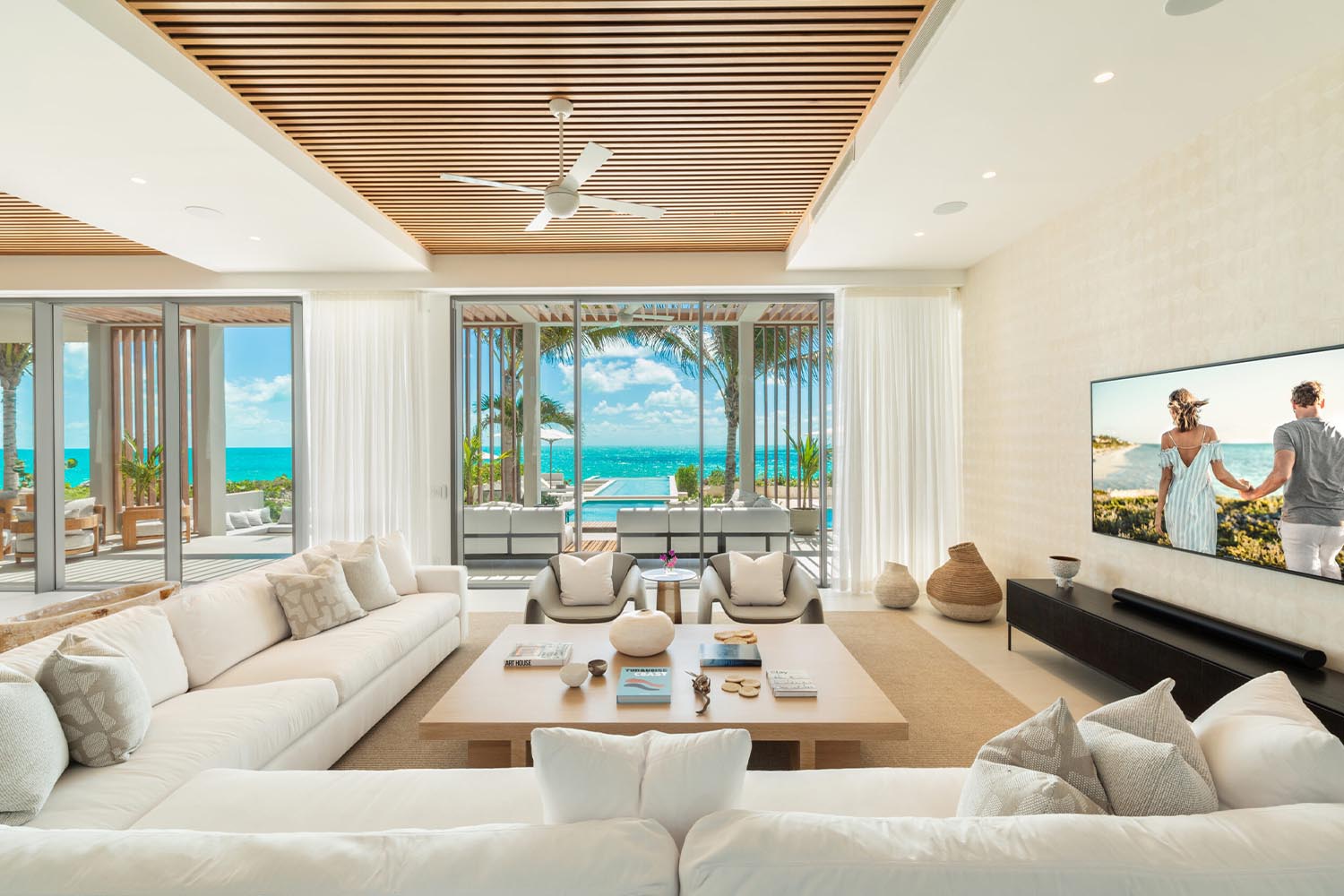 4 Bedroom Ocean Reef Estate LuxuriaVacations