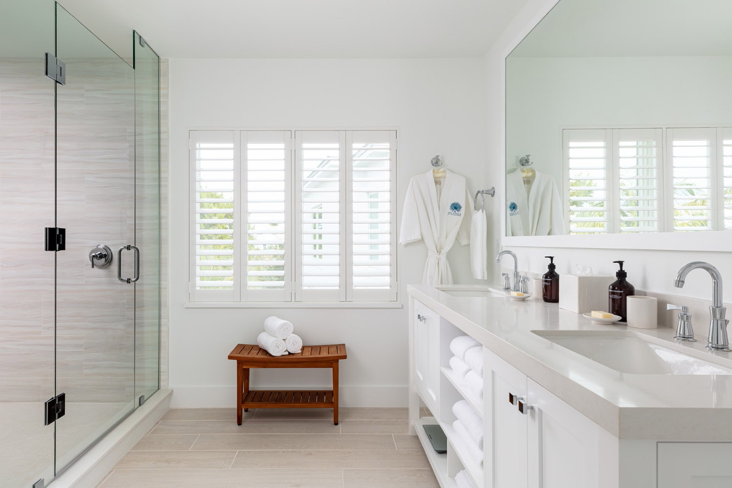 4 Bedroom Oceanview Villa LuxuriaVacations