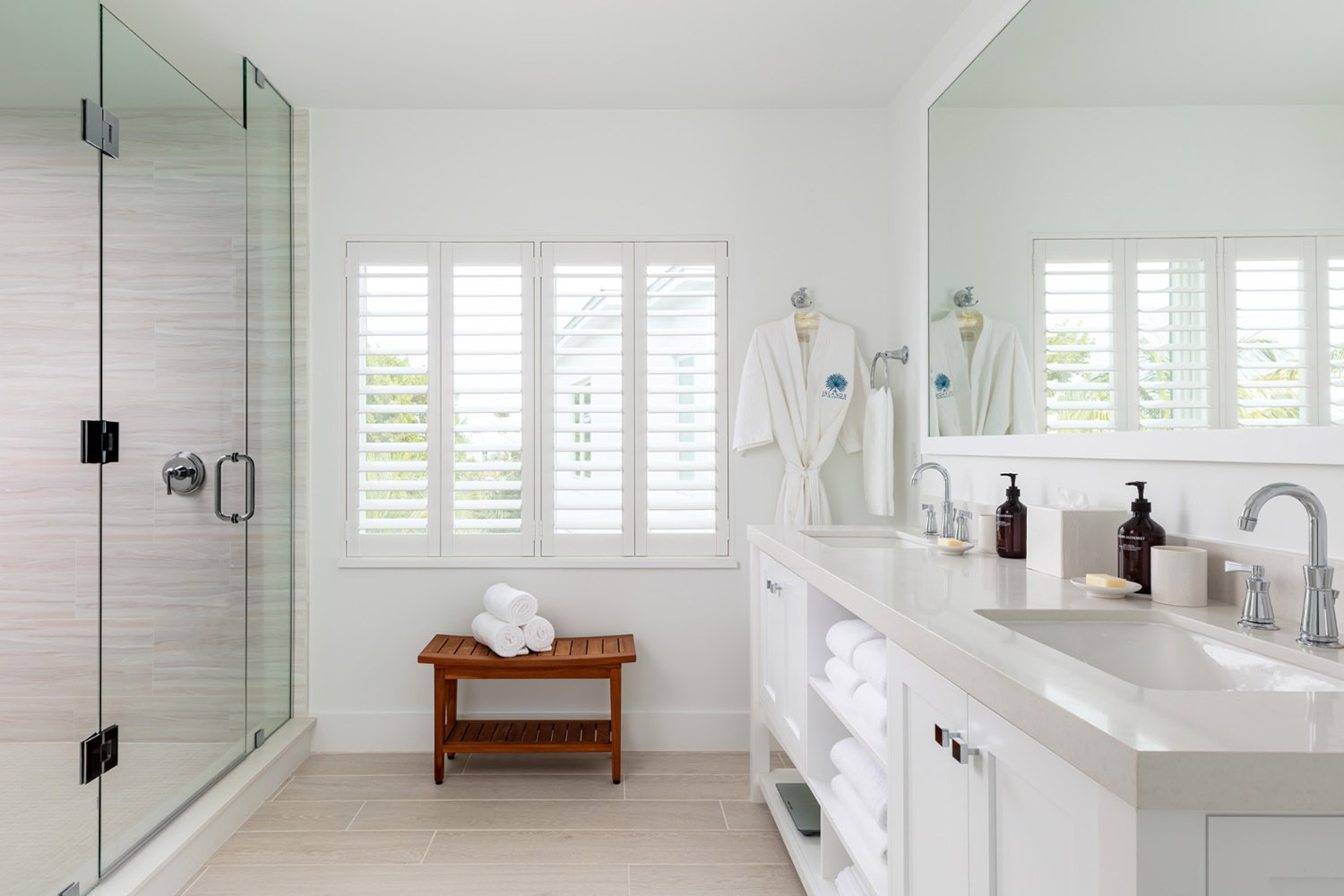 4 Bedroom Oceanview Villa with Bunks - sleeps 10 LuxuriaVacations