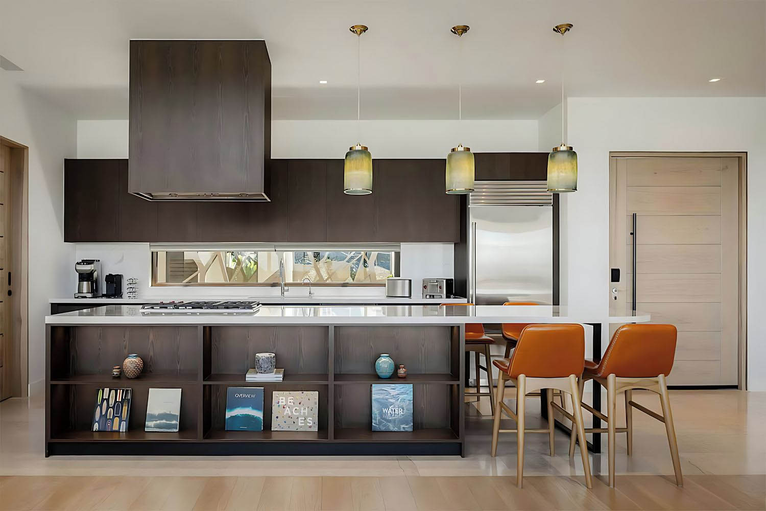 4 Bedroom Residence, Bedroom 1: 1 King, Bedroom 2: 1 King, Bedroom 3: 1 King, Bedroom 4: 2 Queen LuxuriaVacations