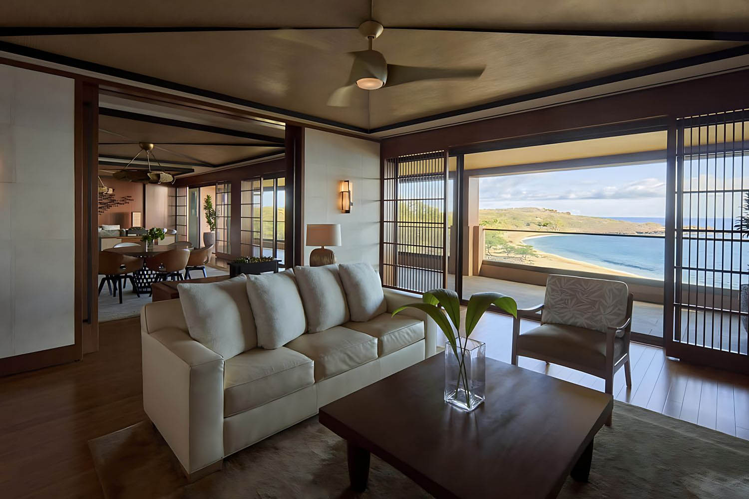 Alii Royal Suite LuxuriaVacations