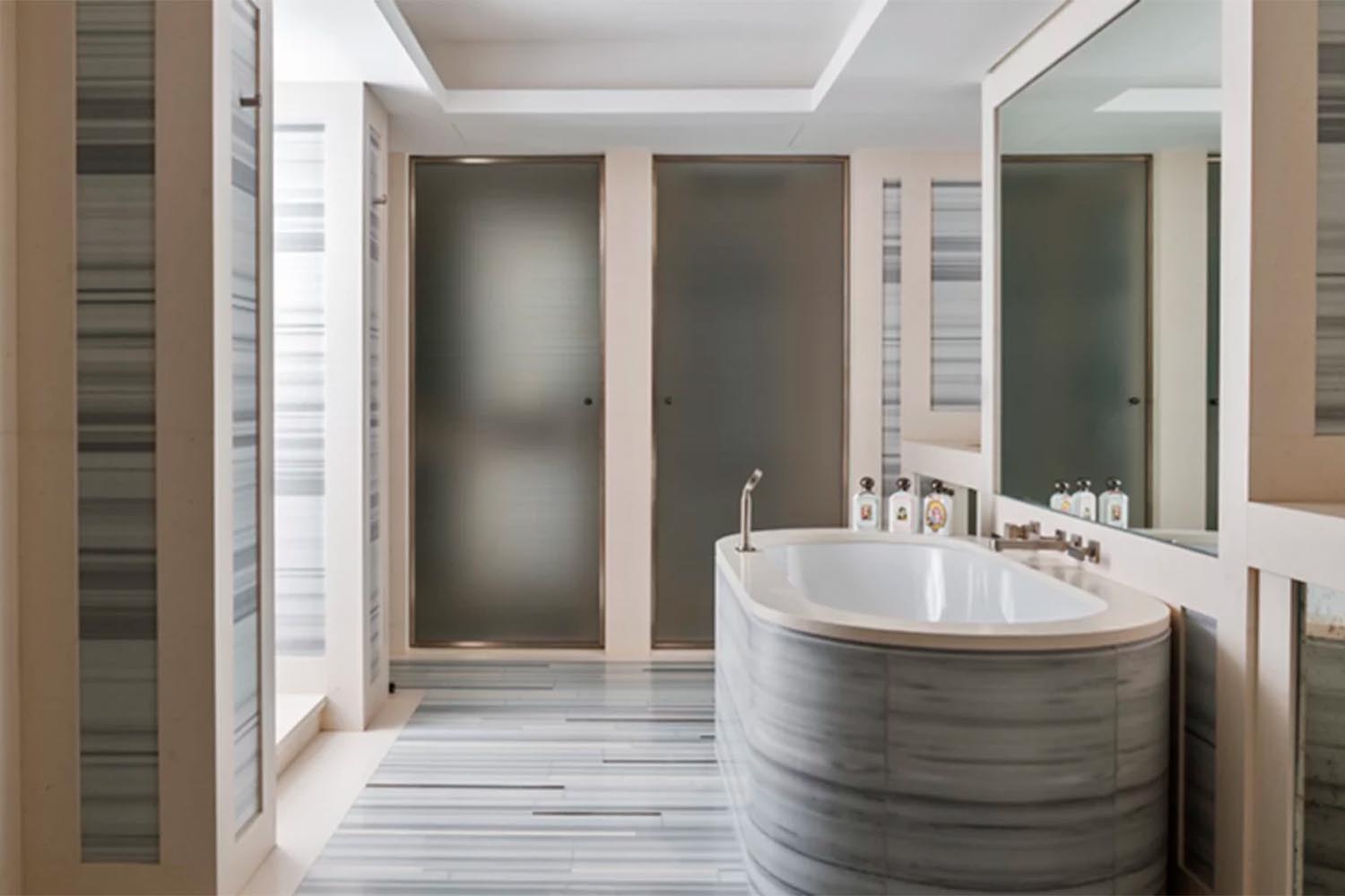 Ateliers D'artistes Suite LuxuriaVacations
