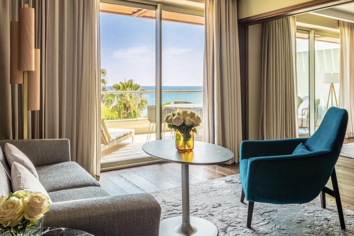 Baie des Anges Signature Suite LuxuriaVacations