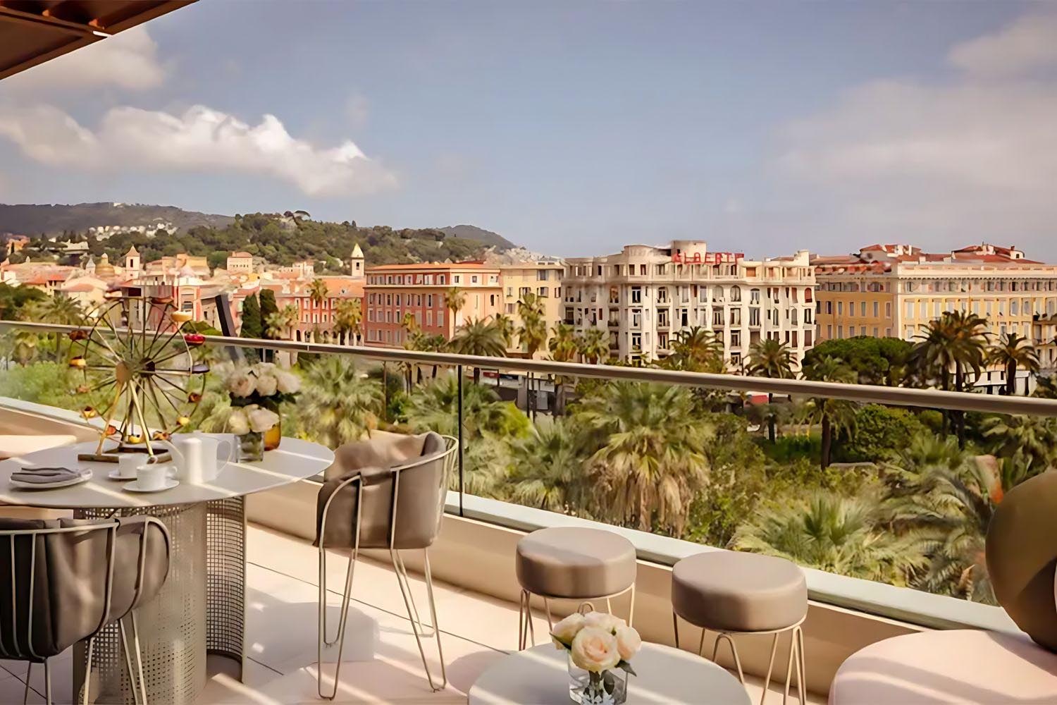 Baie des Anges Signature Suite LuxuriaVacations