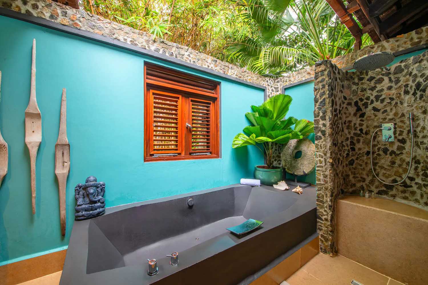 Banyan Tree Room LuxuriaVacations