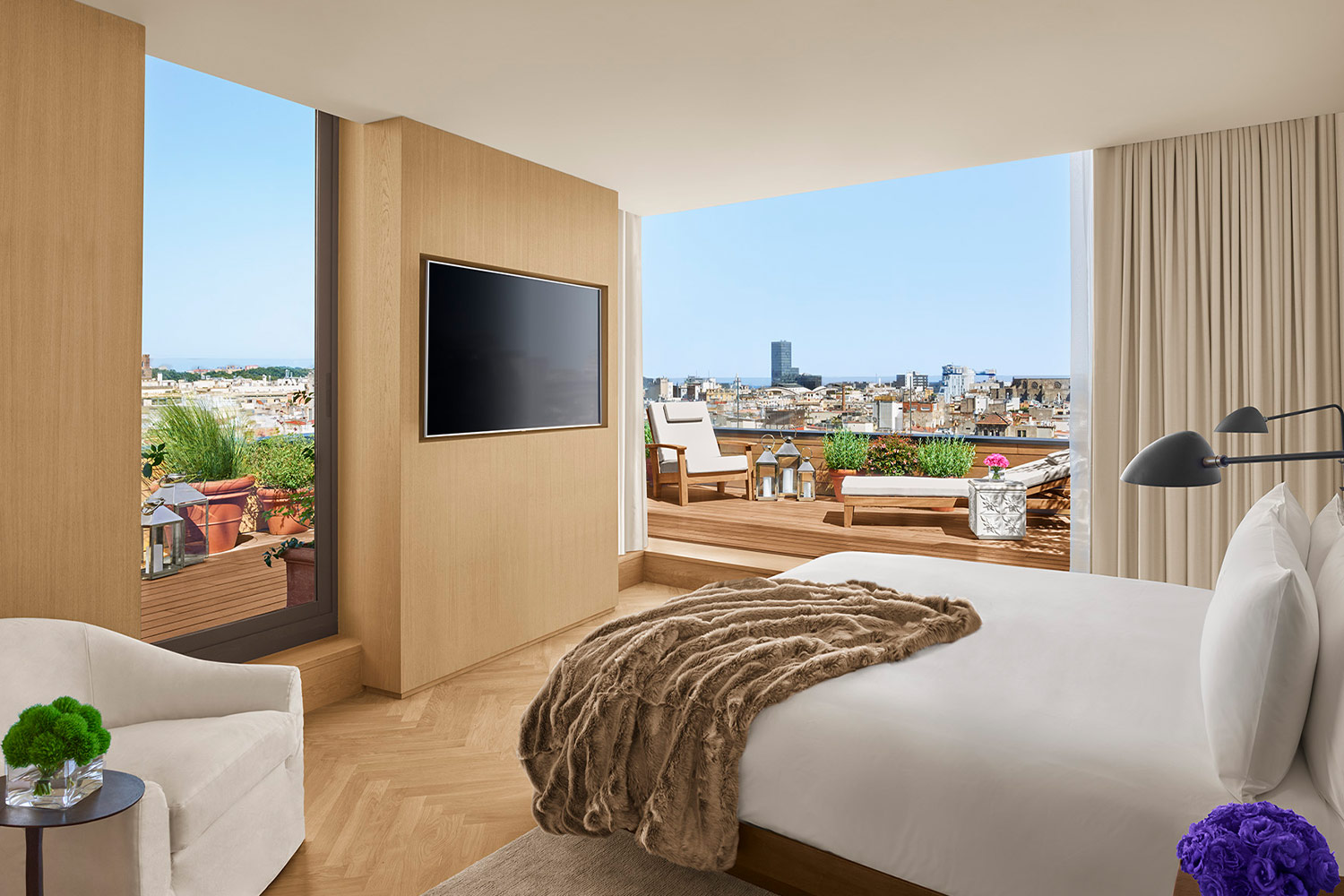 Barcelona Penthouse LuxuriaVacations