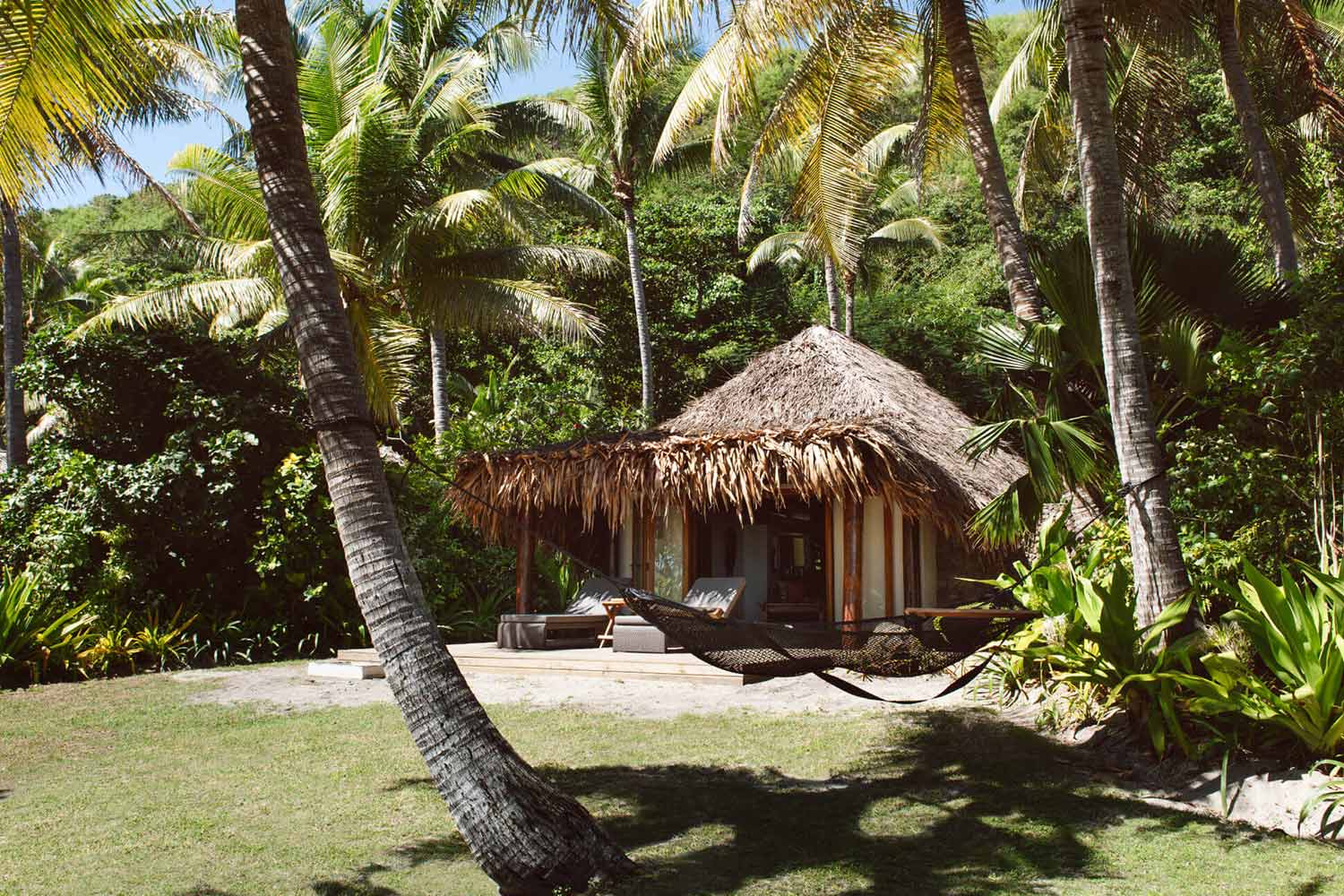 Beachfront Bure LuxuriaVacations