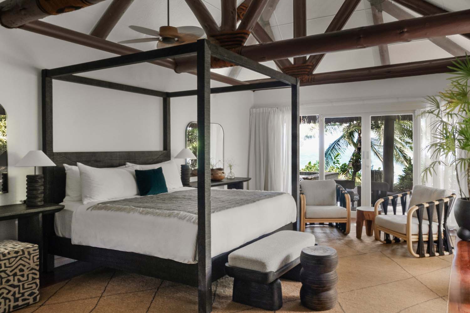 Beachfront Spa Suite LuxuriaVacations