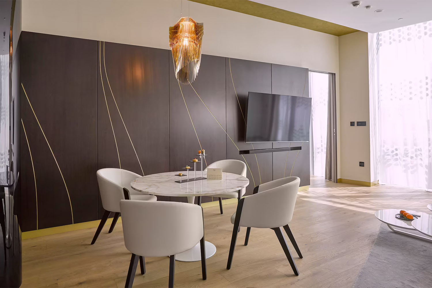 Beyond ME+ Jacuzzi LuxuriaVacations