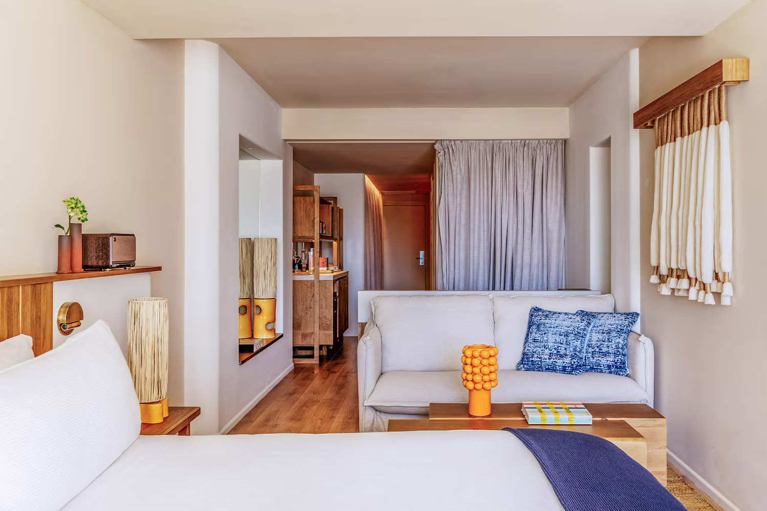 BEYOND ME+ JUNIOR SUITE SEA VIEW LuxuriaVacations