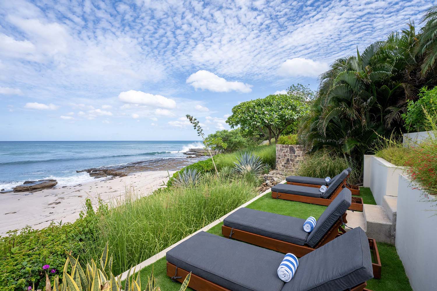 Casa Buen Día LuxuriaVacations