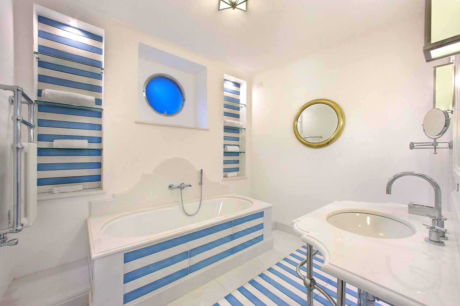 CASA GRANDE LuxuriaVacations
