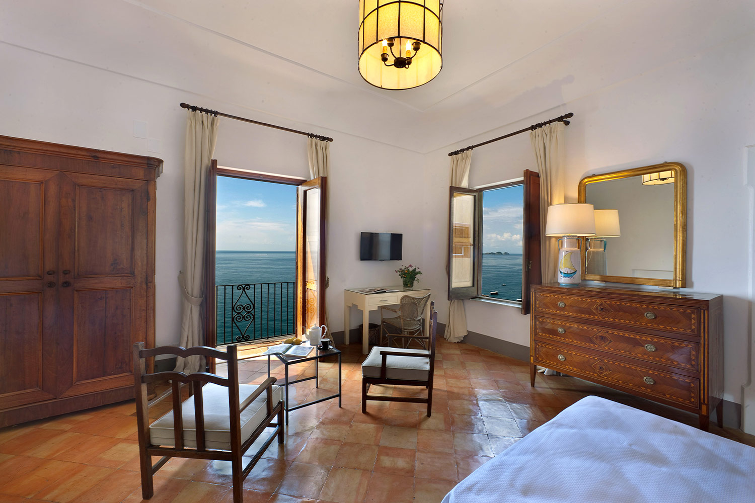 CASA GRANDE LuxuriaVacations
