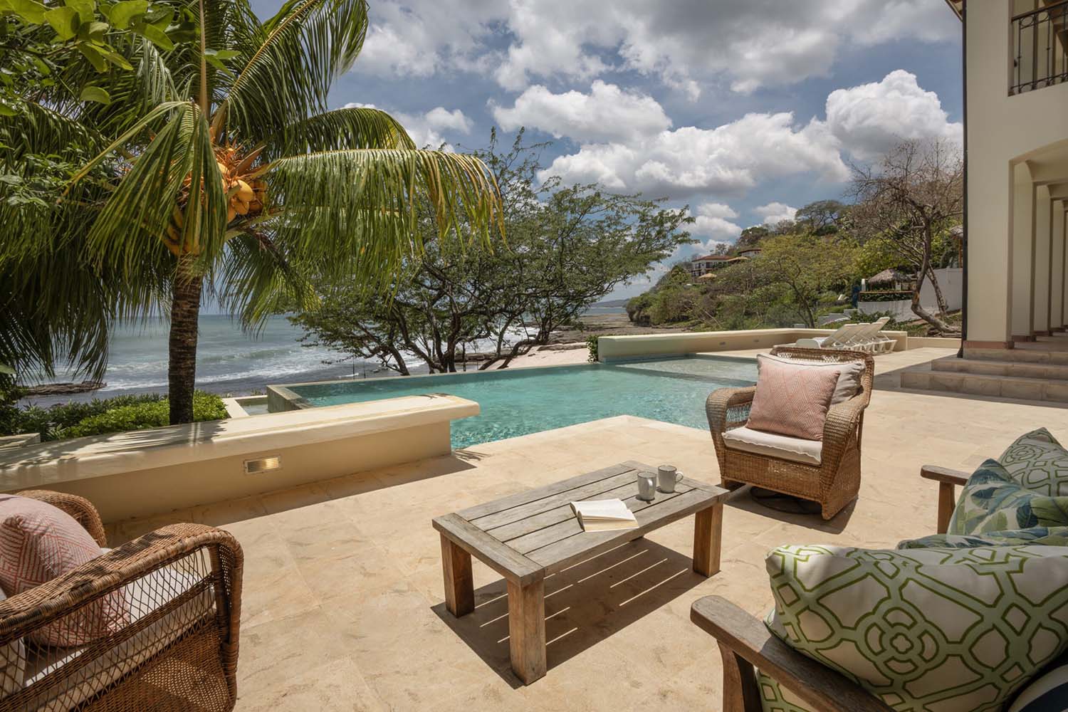 Casa Rock LuxuriaVacations