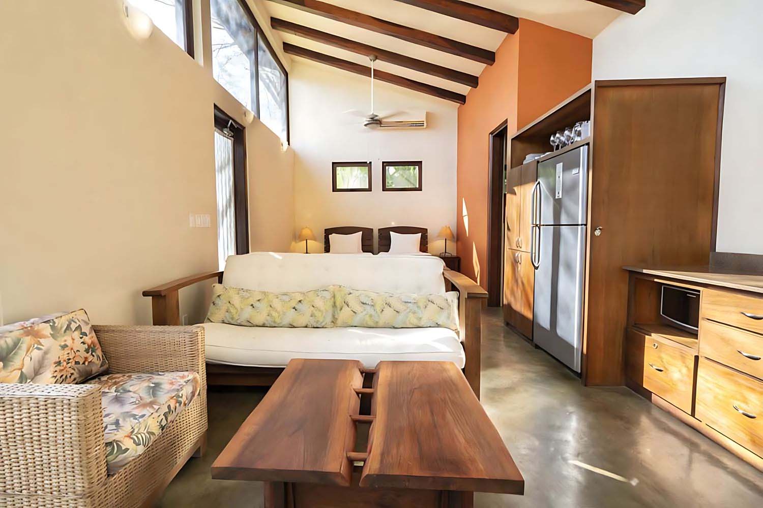 Casa Sara LuxuriaVacations