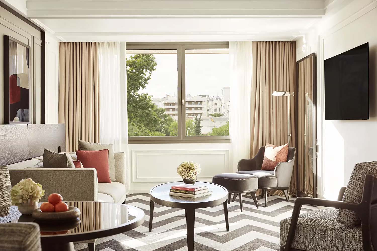Castellana House LuxuriaVacations