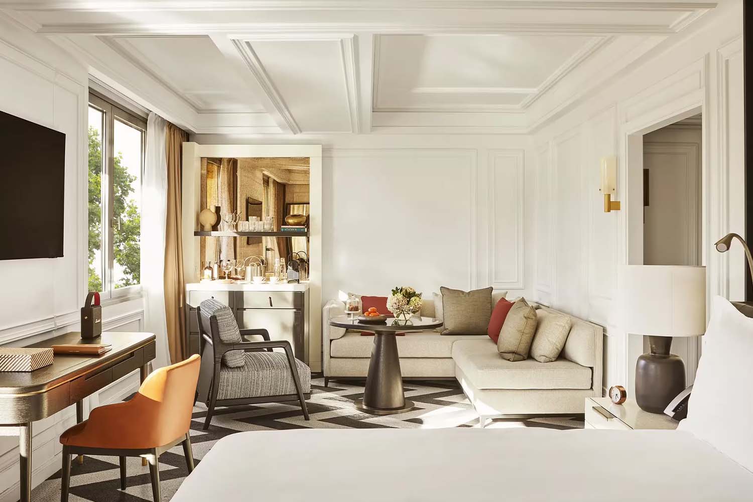 Castellana House LuxuriaVacations