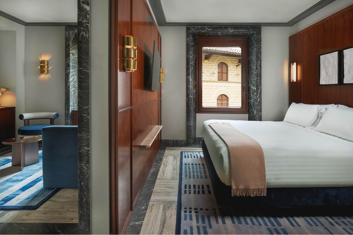 Classic One-Bedroom Apartment LuxuriaVacations