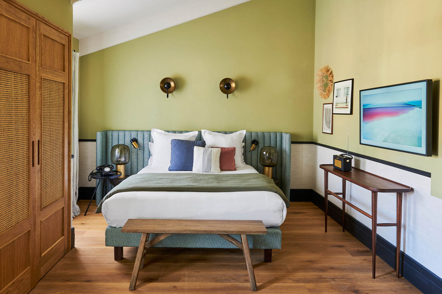 Classic Room LuxuriaVacations